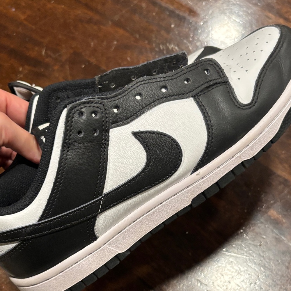 Nike Men's Low-Top Skate Sneaker in Black and White